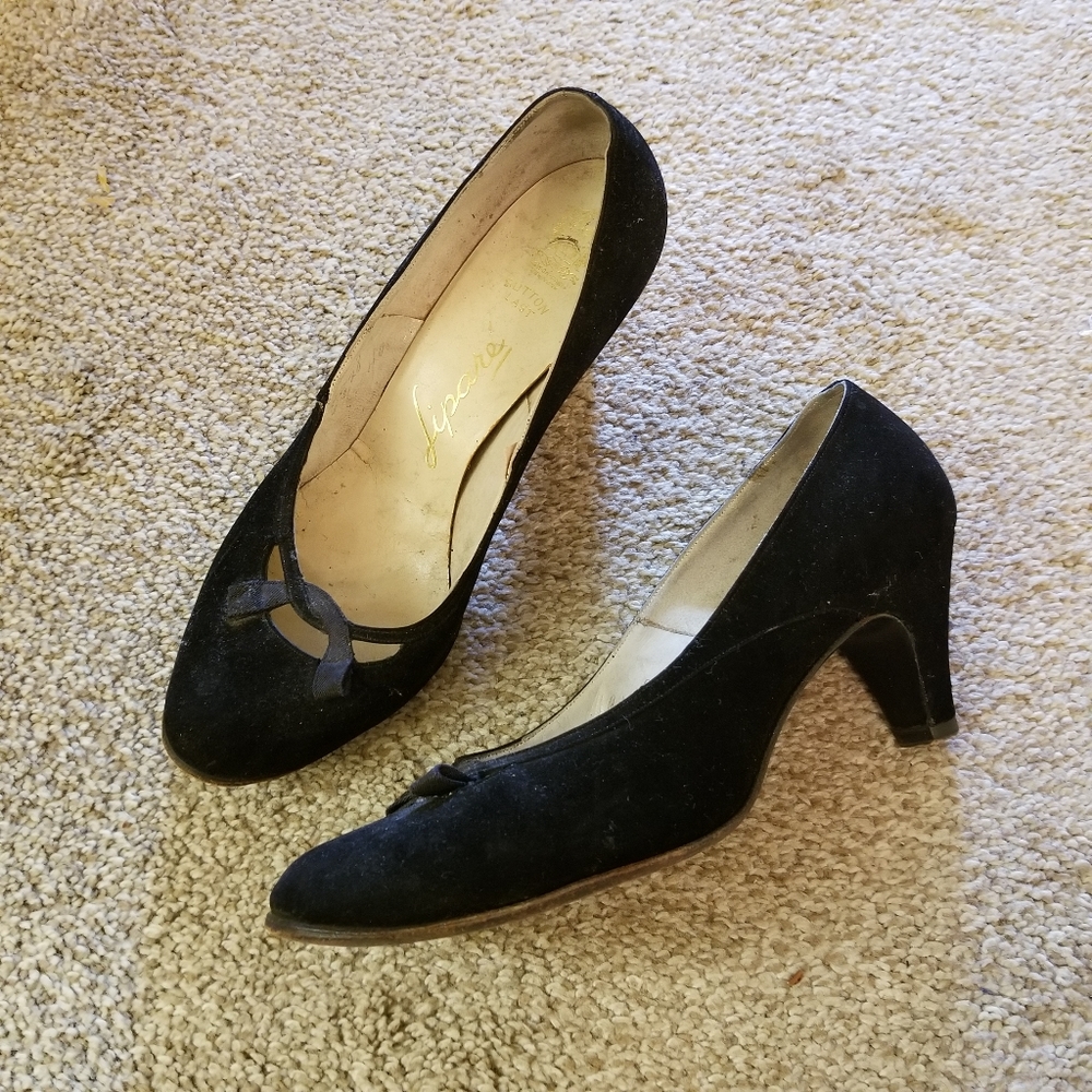 Black suede vintage Lipare heels, sz 6